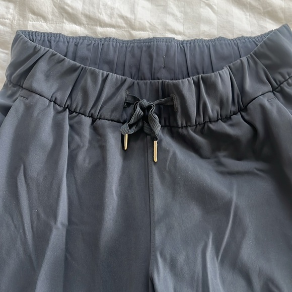 Lululemon On the Fly Pant - Picture 7 of 7